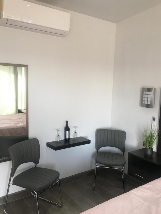 Quintas Marlet en la ruta del vino Ensenada Exterior foto
